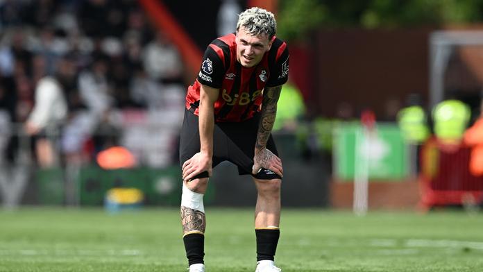 Skandál v Premier League: Hráč si údajně psal s nezletilou dívkou