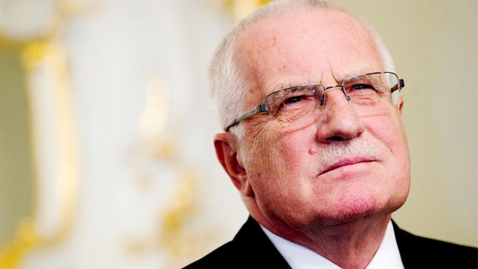 Za korupci v Česku nese největší vinu Klaus, píší Slováci