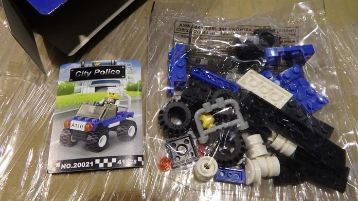 Celníci zadrželi falešné Lego z Číny. Místo u dětí skončí v lisu