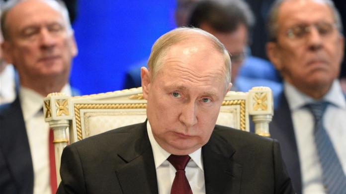 Putinovi dochází trpělivost. Buduje novou armádu, tentokrát proti vlastním lidem