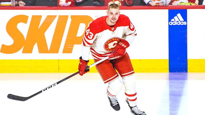 V NHL skončila základní část. Útočník Klapka dal v posledním duelu první gól