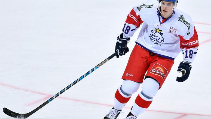 Kubalík má blízko do NHL. Dočká se premiéry v Praze?