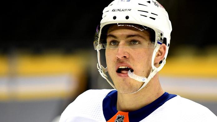 Další kapitán mimo hru! Lee už se letos do sestavy Islanders nevrátí