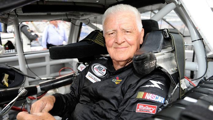 Legenda Nascaru je po smrti! Zabil se při autonehodě se synem