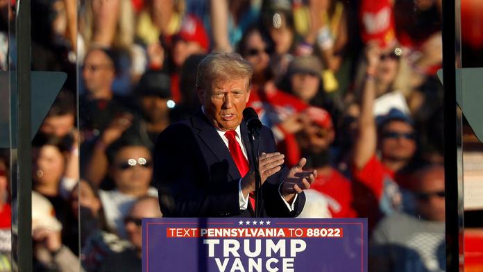 Trump znovu vystoupil na místě červencového pokusu o atentát