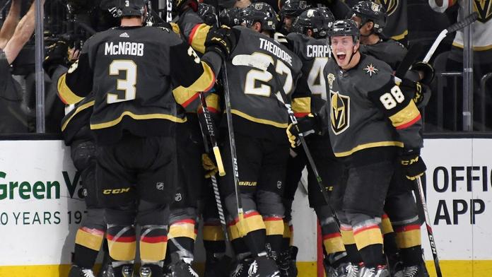 Vegas šokují celou NHL a slaví postup bez ztráty jediného zápasu!