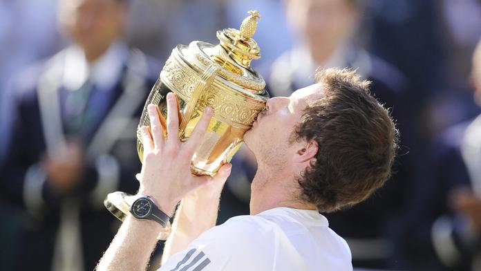 Fantastický Murray se stal hrdinou! Wimbledon má po 77 letech konečně vítěze z Británie!