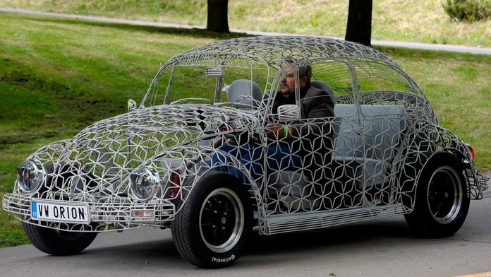 TO MUSÍTE VIDĚT: Letní verze Volkswagenu Brouk nepotřebuje klimatizaci!