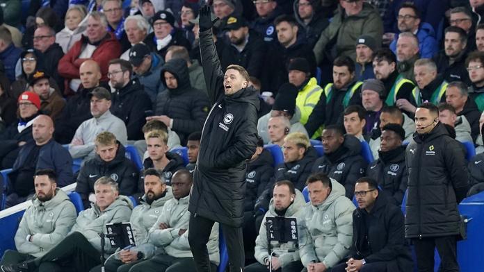 Trenér Brightonu chce z hráčů bojovníky. Na trénink povolal hvězdu Oktagonu