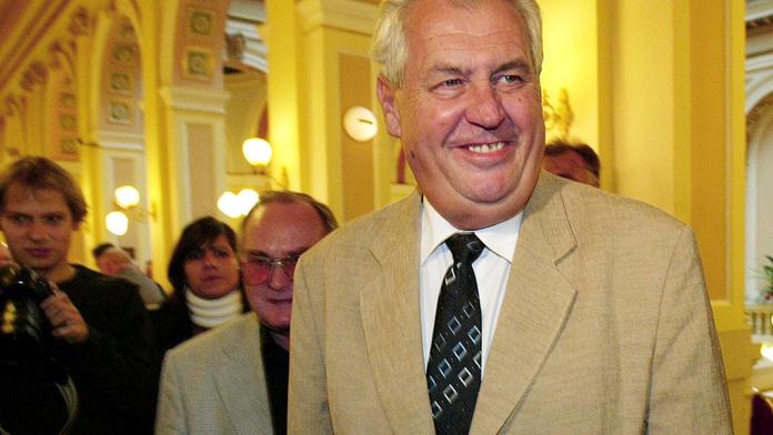 Zeman s Filipem vtipkovali u vína. Sešli se v Řecku