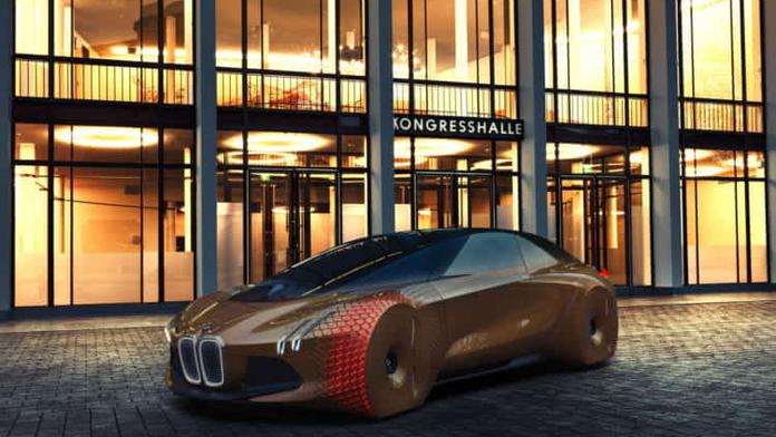 BMW připravuje do výroby nový elektromobil iNext
