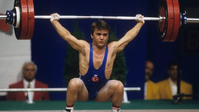 Herkules z kapsy zemřel. Legendě vzpírání bylo pouhých 50 let