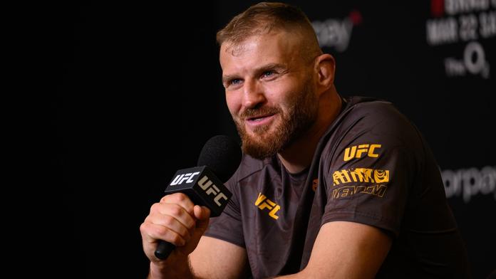 UFC Londýn: Velký návrat ranaře Blachowicze. Řekne si o Procházku?