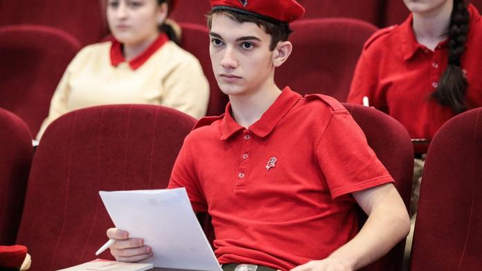 Ruská mládež půjde bojovat. Nový rozkaz může poslat válčit i sedmnáctileté