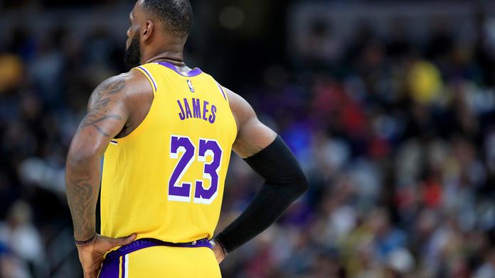 Vítězná série Lakers skončila. Pacers zvítězili v těsné koncovce