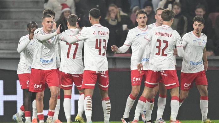 Nové logo fotbalových Pardubic pobouřilo fanoušky. Z tábora rivalů přišel výsměch