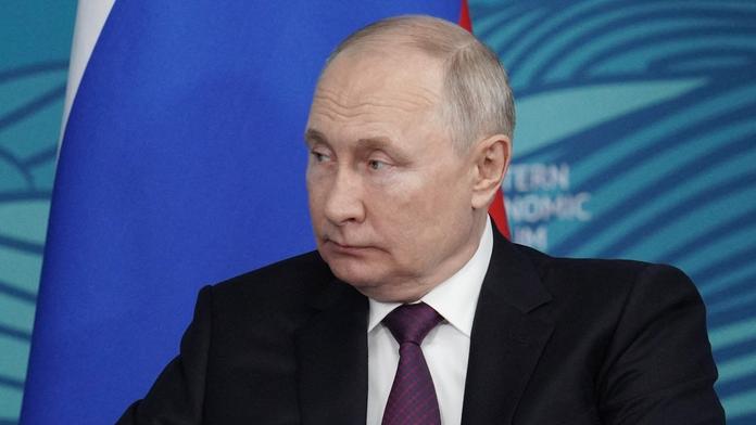 Analytik popsal Putinovu smrt. Ruský prezident prý zemřel ve 20:40