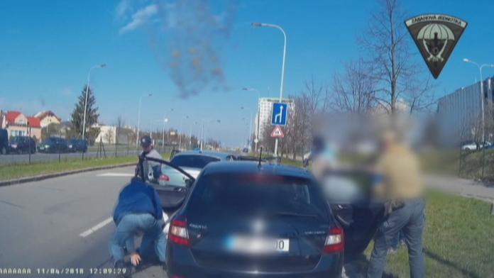 Velká chyba soudu! Museli pustit muže, který měl týrat prostitutky