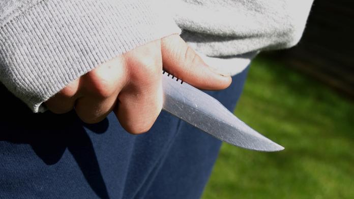 Horor na Slovensku. Chlapec (14) měl pobodat svého dědečka kvůli penězům