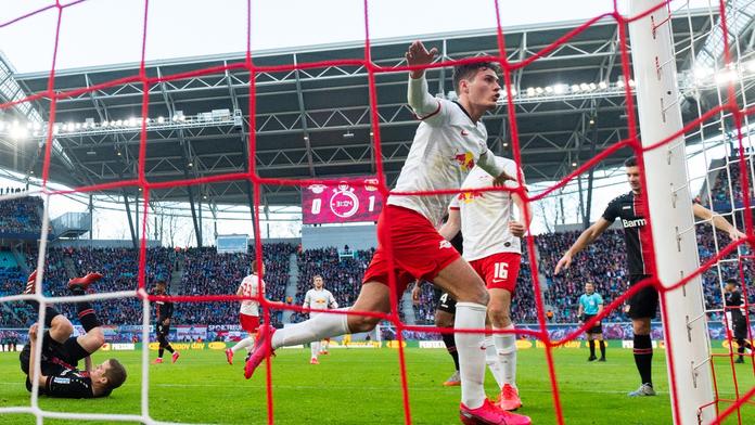 Další Schickézní výkon! Český kanonýr vystřelil Lipsku remízu