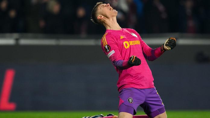 Sparta hlásí důležitý podpis. Hostování Vindahla se proměnilo v přestup