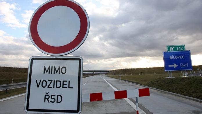LN: České dálnice jsou nerušeným prostředím pro korupci