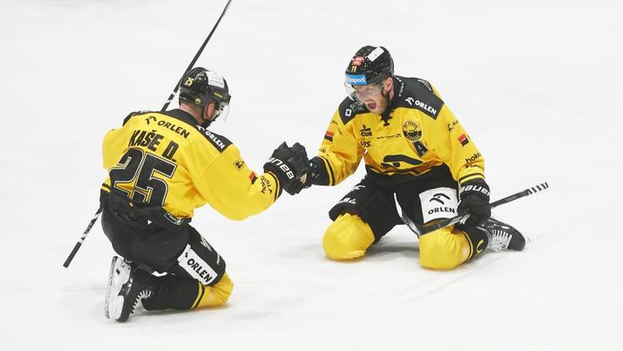 Kaše spasil Litvínov a trefil se poprvé od ledna. Hudáček z Třince dal hattrick