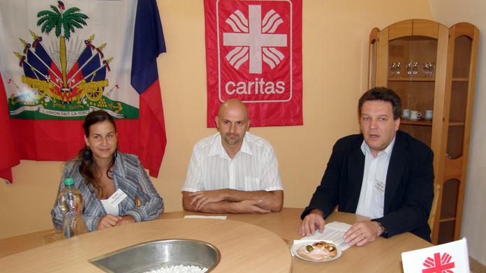 Charita vybrala na zemětřesením postižené Haiti 61 milionů