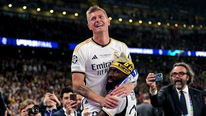 Konec kariéry mohl být horší, směje se Kroos po rekordním triumfu v Lize mistrů
