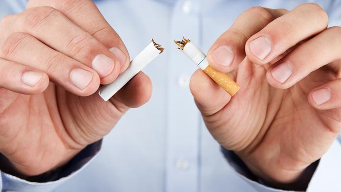 Rakousko napodruhé také zakázalo kouření v restauracích