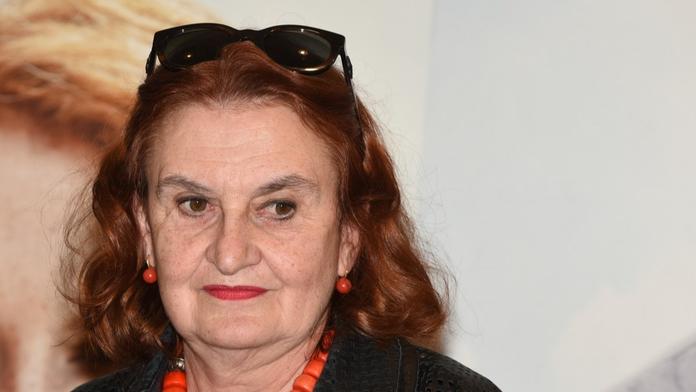 Eva Holubová musela na vážnou operaci hlavy. Mám ale naději, říká