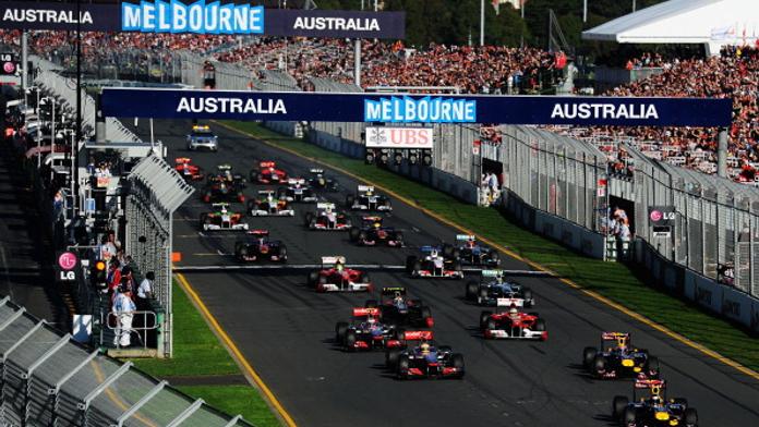 VELKÝ PŘEHLED F1: V roce 2014 je to 19 závodů, 22 borců a také žena!
