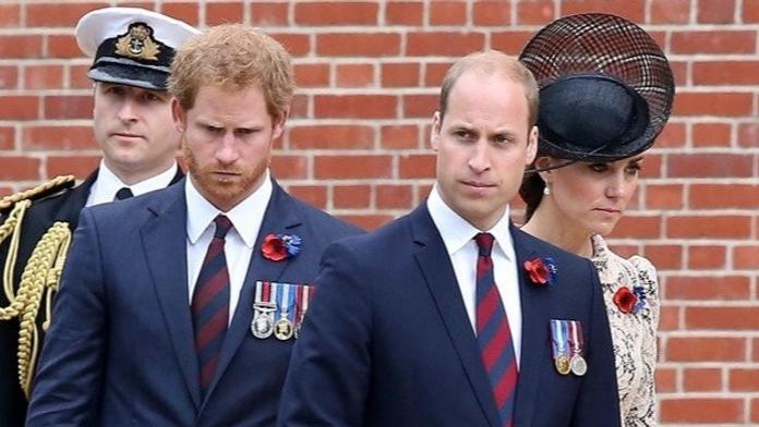 Princ William, Harry a vévodkyně Kate