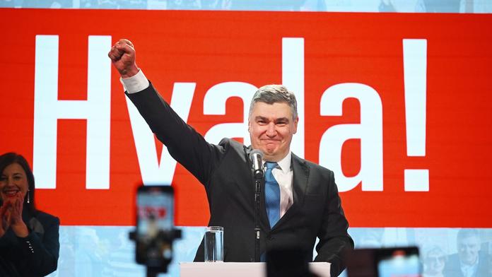Chorvatsko má staronového prezidenta. Funkci suverénně obhájil Milanović