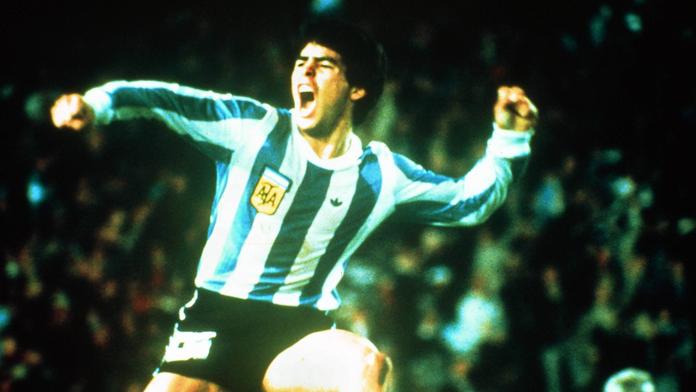 Cristiano Ronaldo, Neymar, Pelé... Velké hvězdy se loučily s Maradonou!