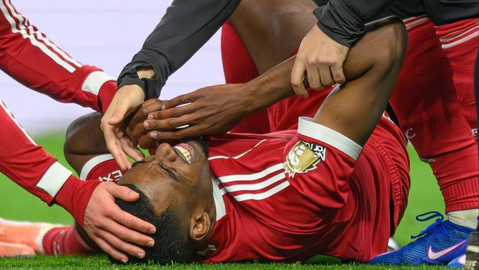 Sportovní tragédie. Liverpool zřejmě na dlouho přijde o nejdražšího hráče ligy