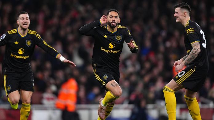 Neuvěřitelná série Arsenalu je u konce. Manchester United ji uťal po 121 zápasech