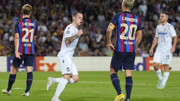 Krutý výsledek, říká střelec gólu Sýkora. Trenéra Bílka uhranul Lewandowski