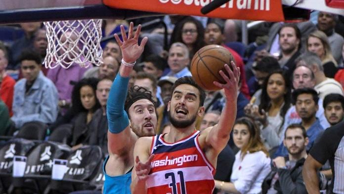 ZMĚNA ve vysílání: Diváci NBA v sobotu uvidí Tomáše Satoranského