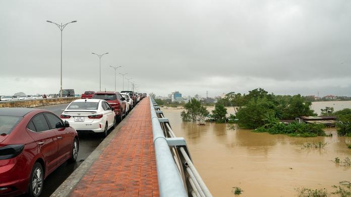 Intenzivní deště vyděsily meteorology. Tohle se dlouho nestalo, diví se