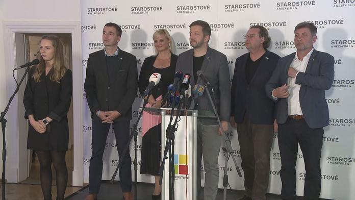 Vyšší daně z příjmu i z neřestí, změny v DPH. Hnutí STAN chce snížit deficit o desítky miliard