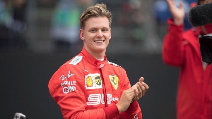 V F1 se možná chystá vyhazov. Vrátit by se mohl syn legendy