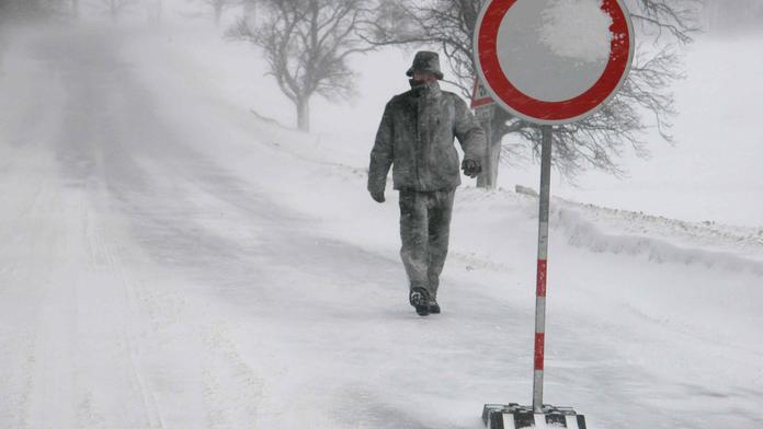 Bude až -14 °C! Přidá se silný vítr a sněžení! MAPY SNĚHU A VĚTRU