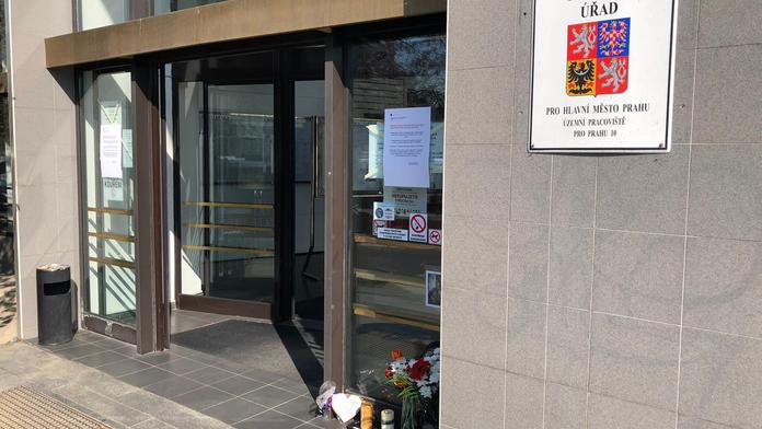 Zemřel ředitel finančáku Prahy 10. Před měsícem varoval před Covid-19