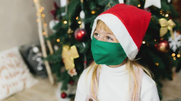 Lockdown, roušky, zákazy? Ministerstvo řeklo, jak to bude s covidem na Vánoce