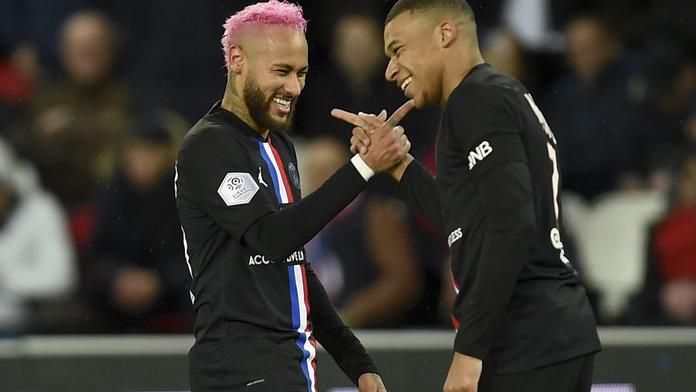 Neymar a spol. mají titul! Z nejvyšší soutěže sestupují dva týmy