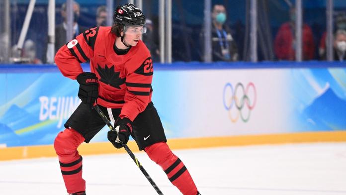Nával hráčů z Michiganu do NHL. Smlouvu podepsala také jednička draftu