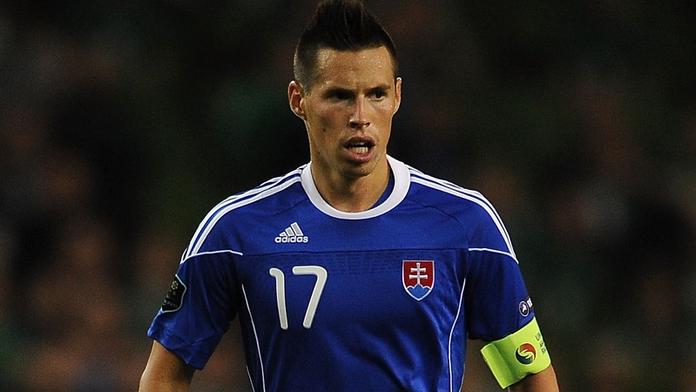 "Tak určitě" už od slovenských fotbalistů neuslyšíte. Dostali návod, jak mají mluvit