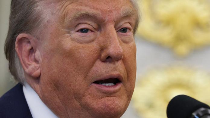 Trump musel na magnetickou rezonanci. Co mu vyšetřovali, prý neví