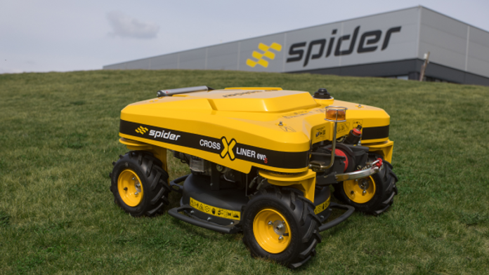 Český SPIDER: Bezpečné sečení i v extrémním svahu